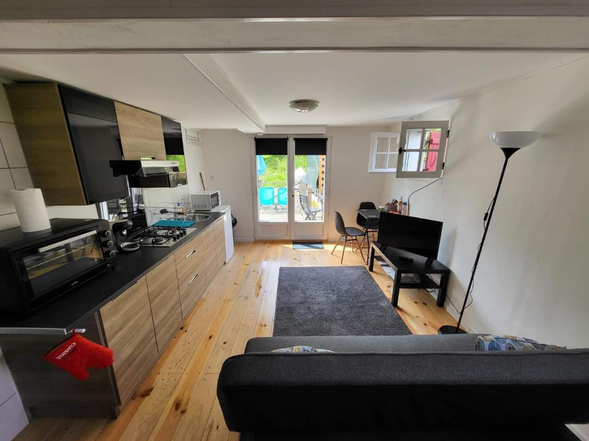 The Studio, Apartment *